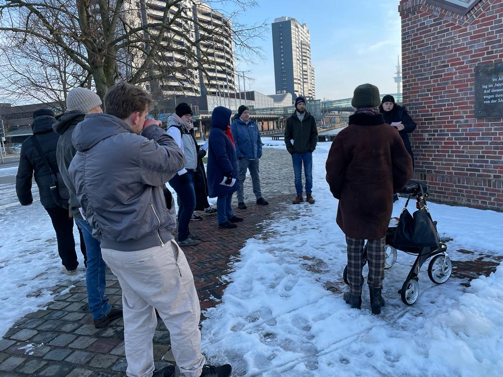 Stark gegen Rechts – Antifaschistischer Stadtrundgang der SPD Bremerhaven mit den Falken